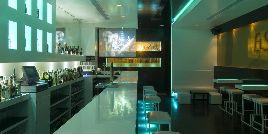 Iván Cotado interiorismo comercial. El Sueño Húmedo