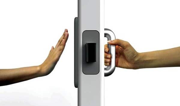 Arquitectura para discapacitados, una burda etiqueta comercial