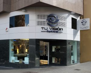 Fachada óptica Tu Visión en Ponferrada, León