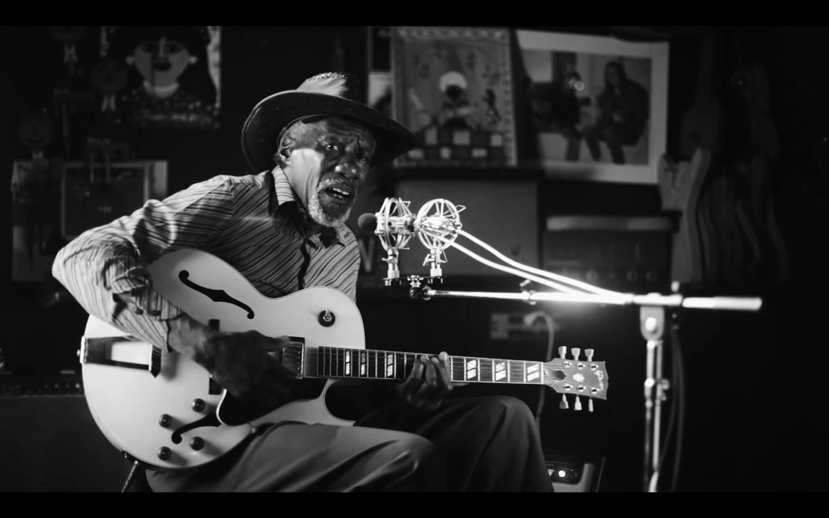 Robert Finley en directo