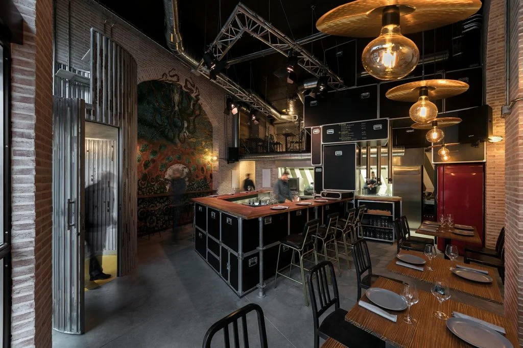 Vista barra en «U» Diseño de Restaurante