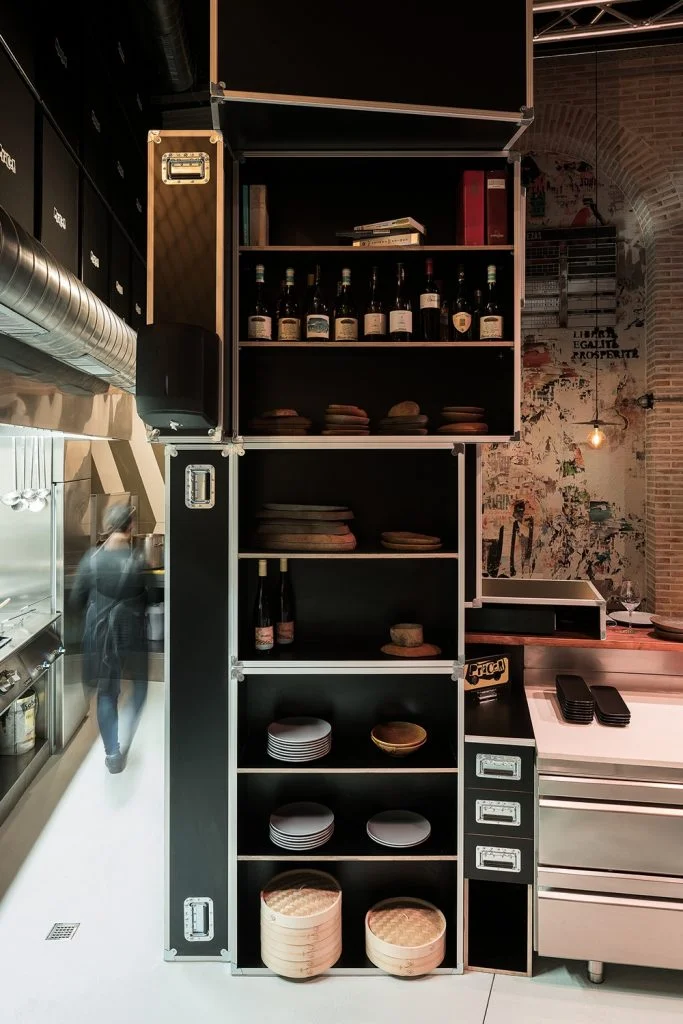 Almacenamiento restaurante en flight cases