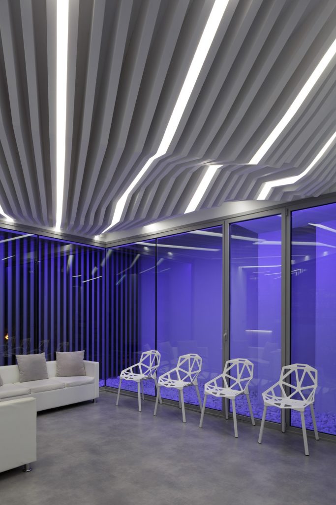 Sala de espera - Interiorismo estratégico clínica Naturvitia (Elche)