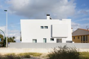 Fachada-Diseño interior vivienda futurista en Elche