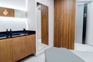Gabinete en INteriorismo EStratégico Clínica Madrid Dr Guilarte