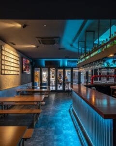 Interiorismo cervecería Coruña O Birradoiro