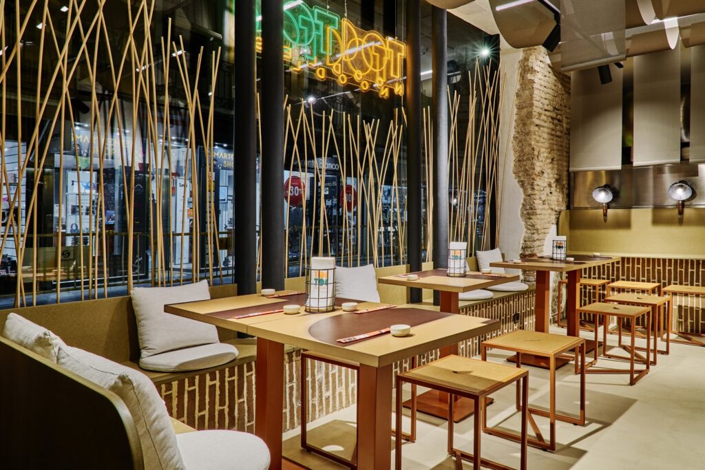 Diseño interior restaurante Toc Toc Noodles en Ciudad Real