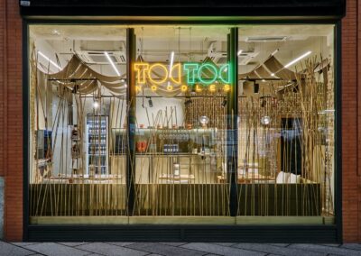 Interiorismo restaurante Toc Toc Noodles