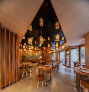 Mobiliario en Diseño interior restaurante Koh Lanta en Elche